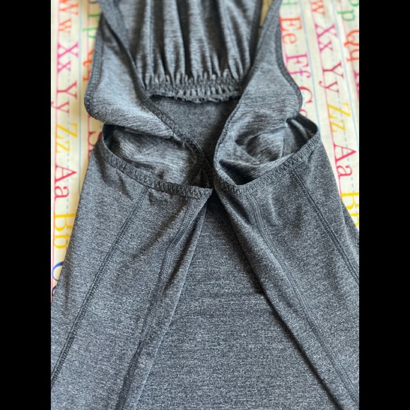 Lululemon Run: Silver Bullet Sleeveless Tech top - Picture 8 of 15